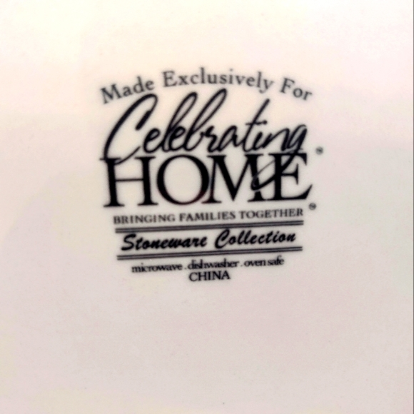 Celebrating Home Bean Pot - Picture 4 of 4